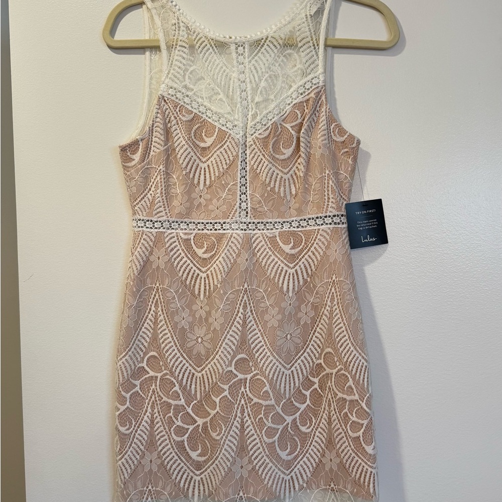 NWT Lulu's White and Tan Lace Mini Dress